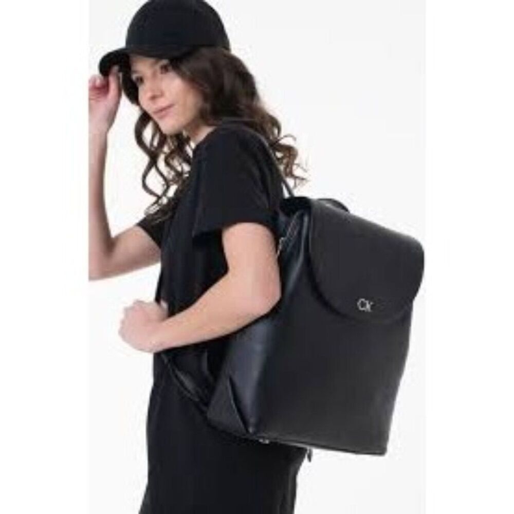 Calvin Klein Women's Daily Black Backpack Pebble Large